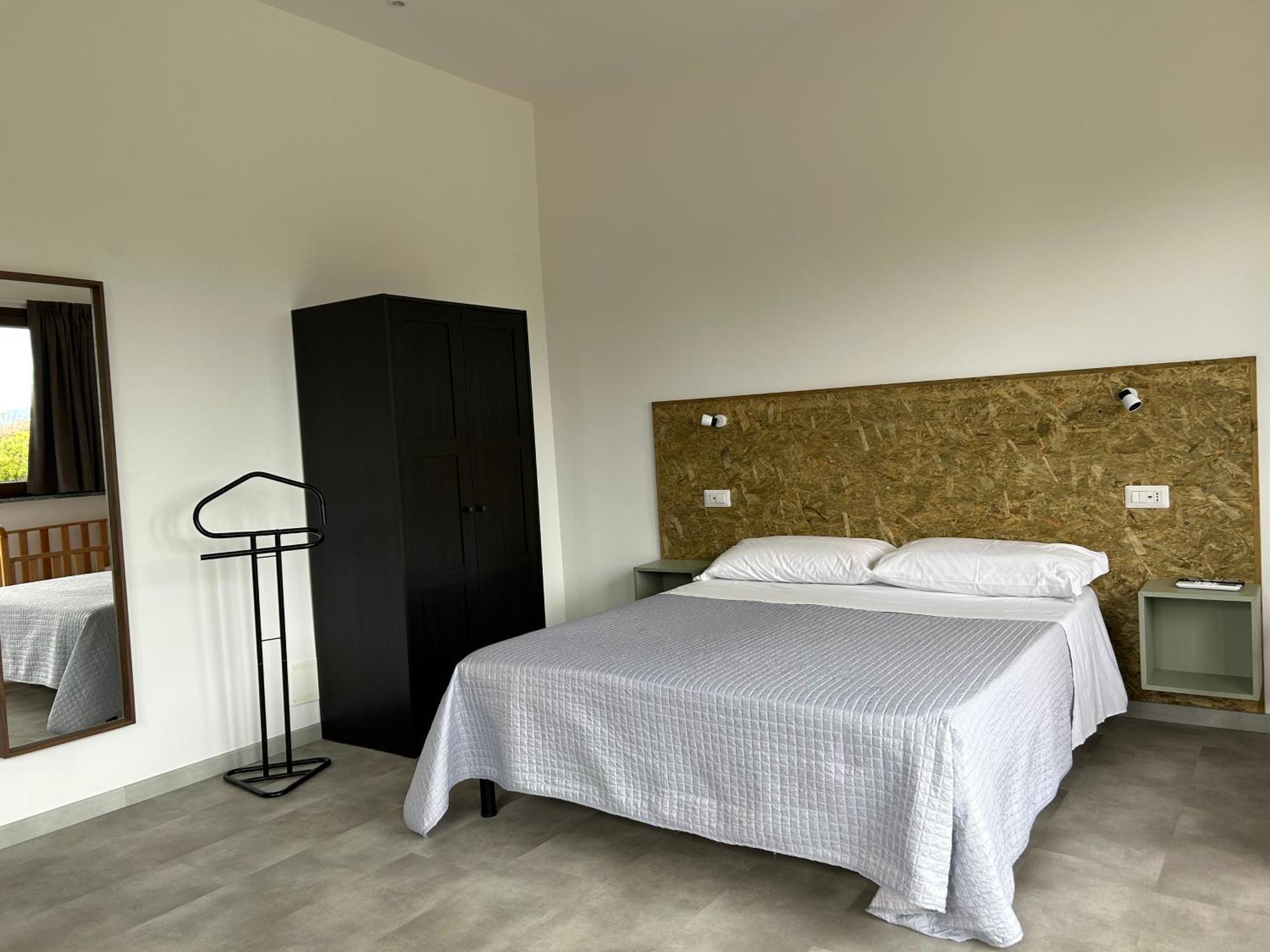 Casa Mala' Hotel Чепрано Екстериор снимка