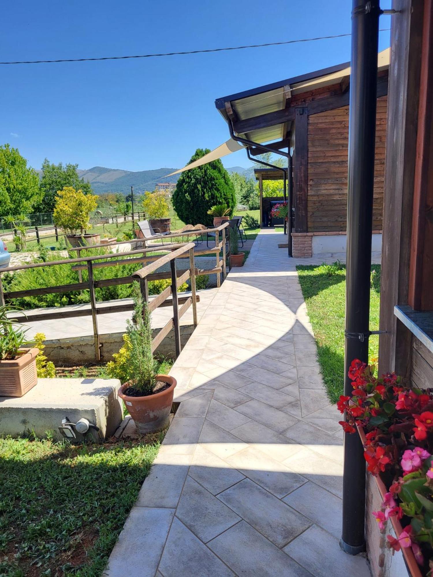 Casa Mala' Hotel Чепрано Екстериор снимка